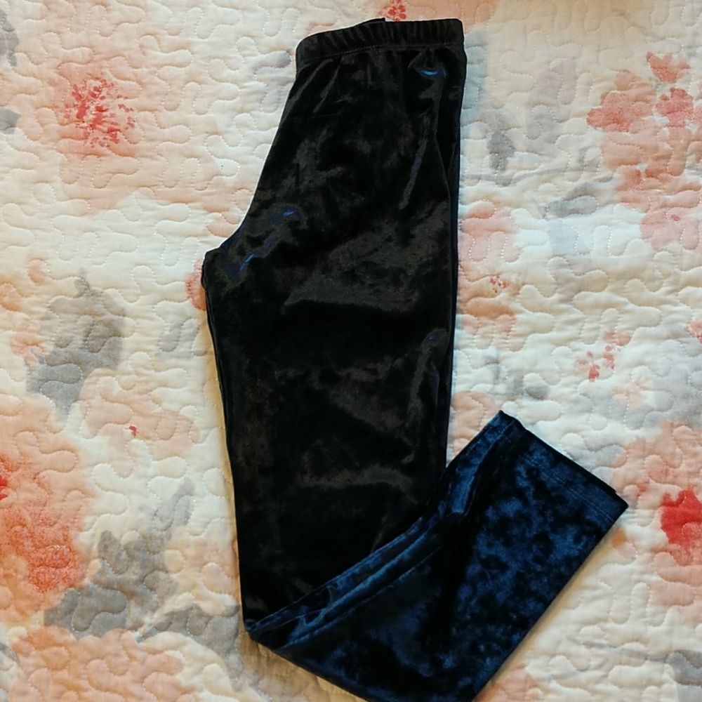 Nwt velvet leggings